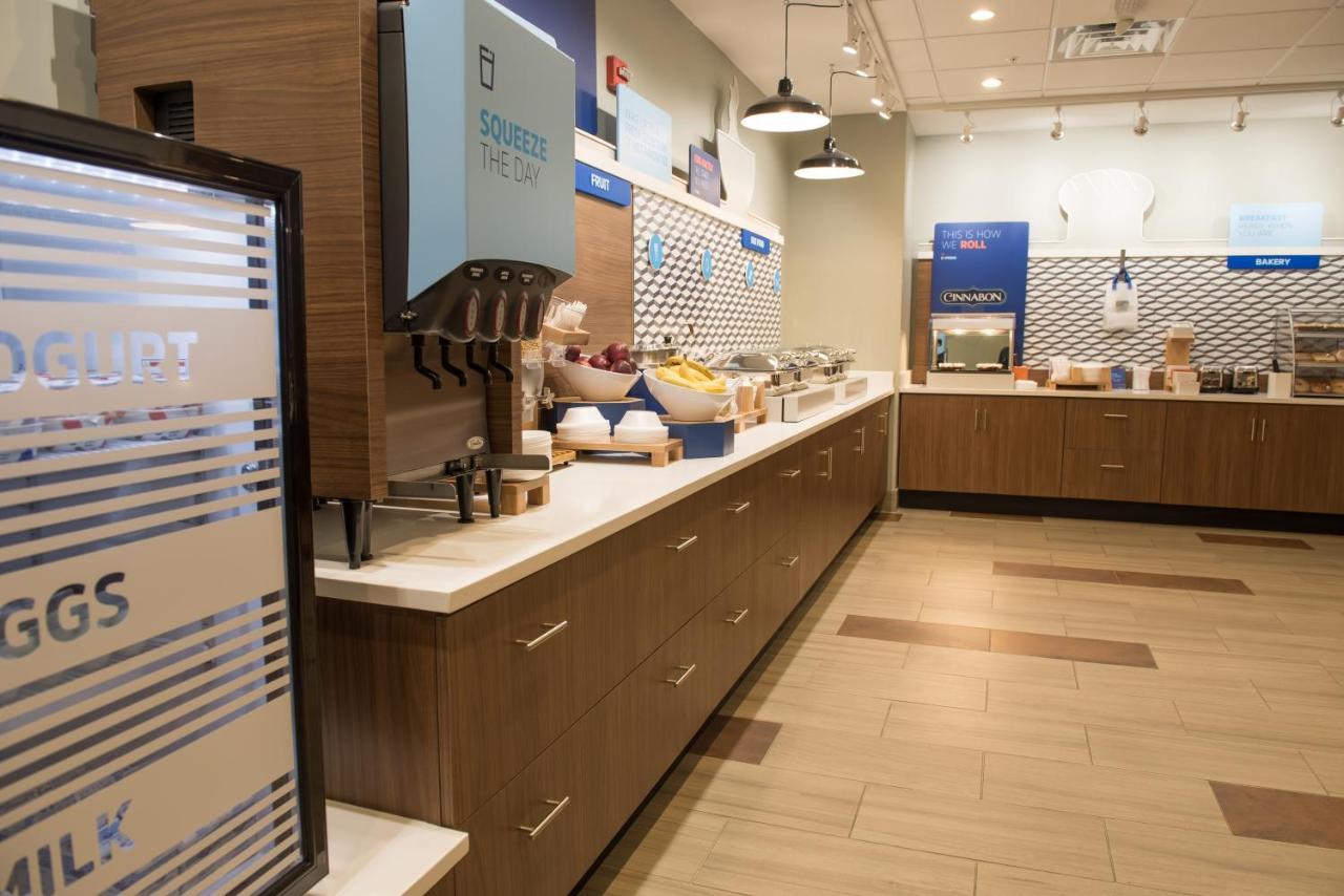 Holiday Inn Express & Suites - Dayton Southwest By Ihg Eksteriør bilde