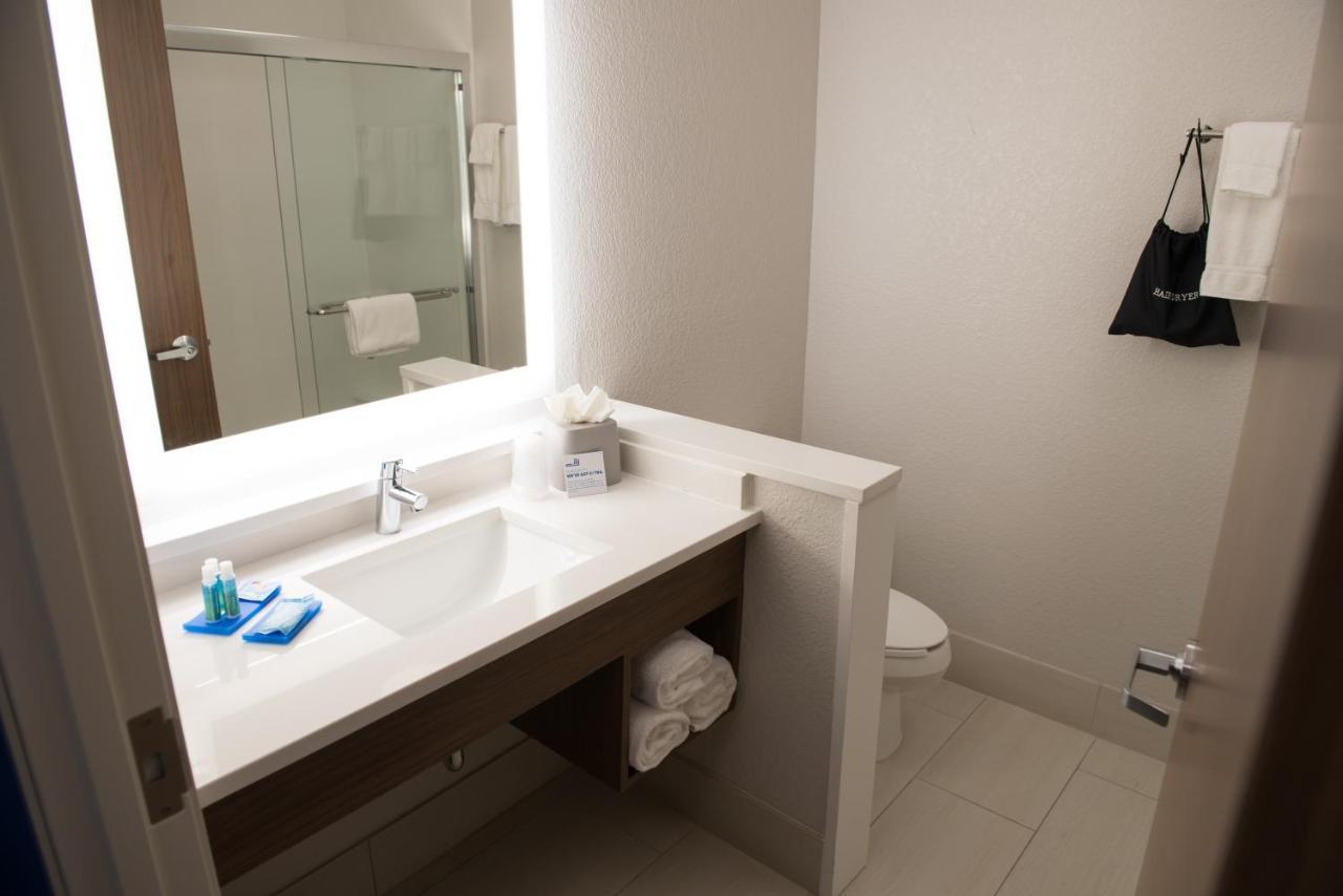 Holiday Inn Express & Suites - Dayton Southwest By Ihg Eksteriør bilde