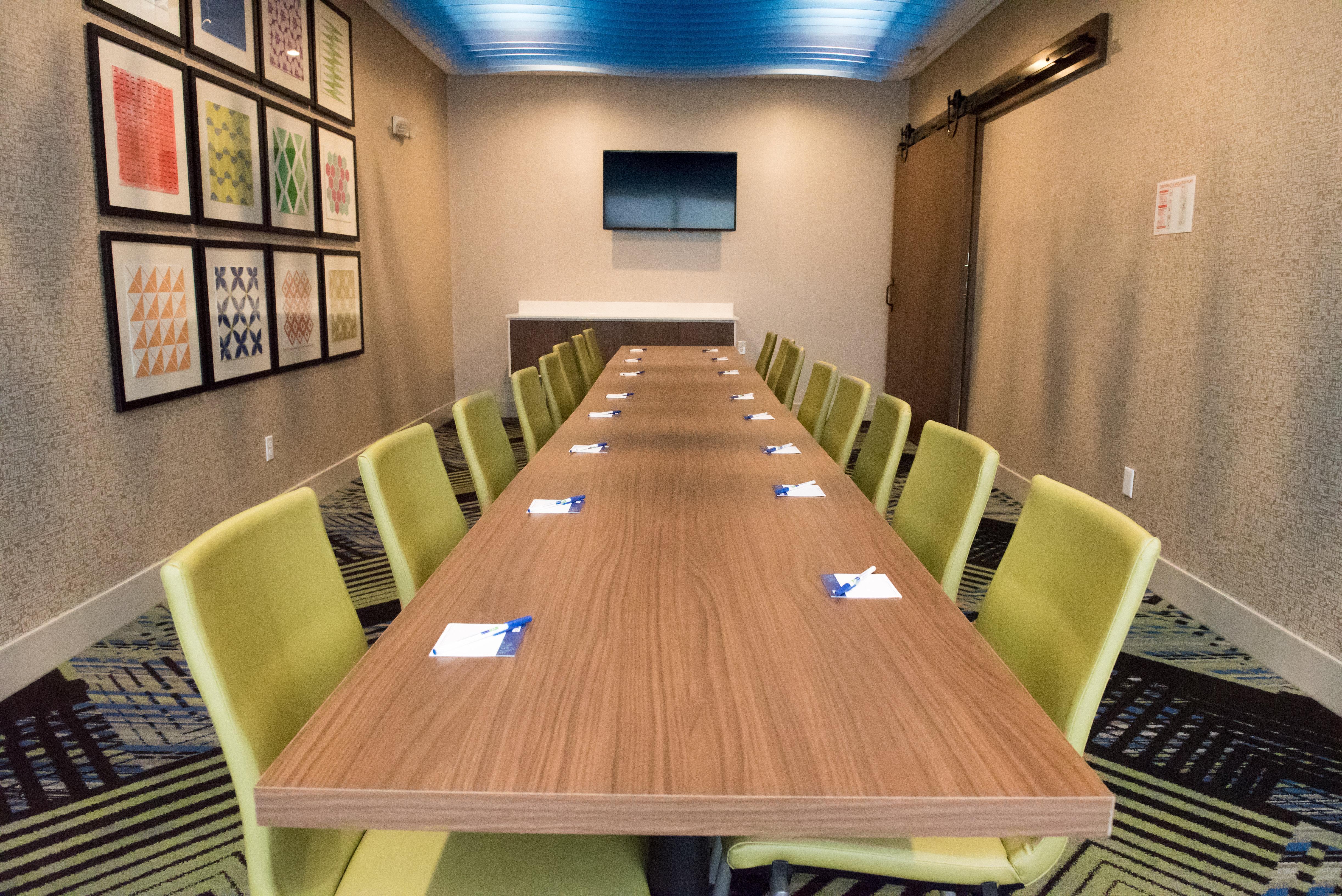 Holiday Inn Express & Suites - Dayton Southwest By Ihg Eksteriør bilde