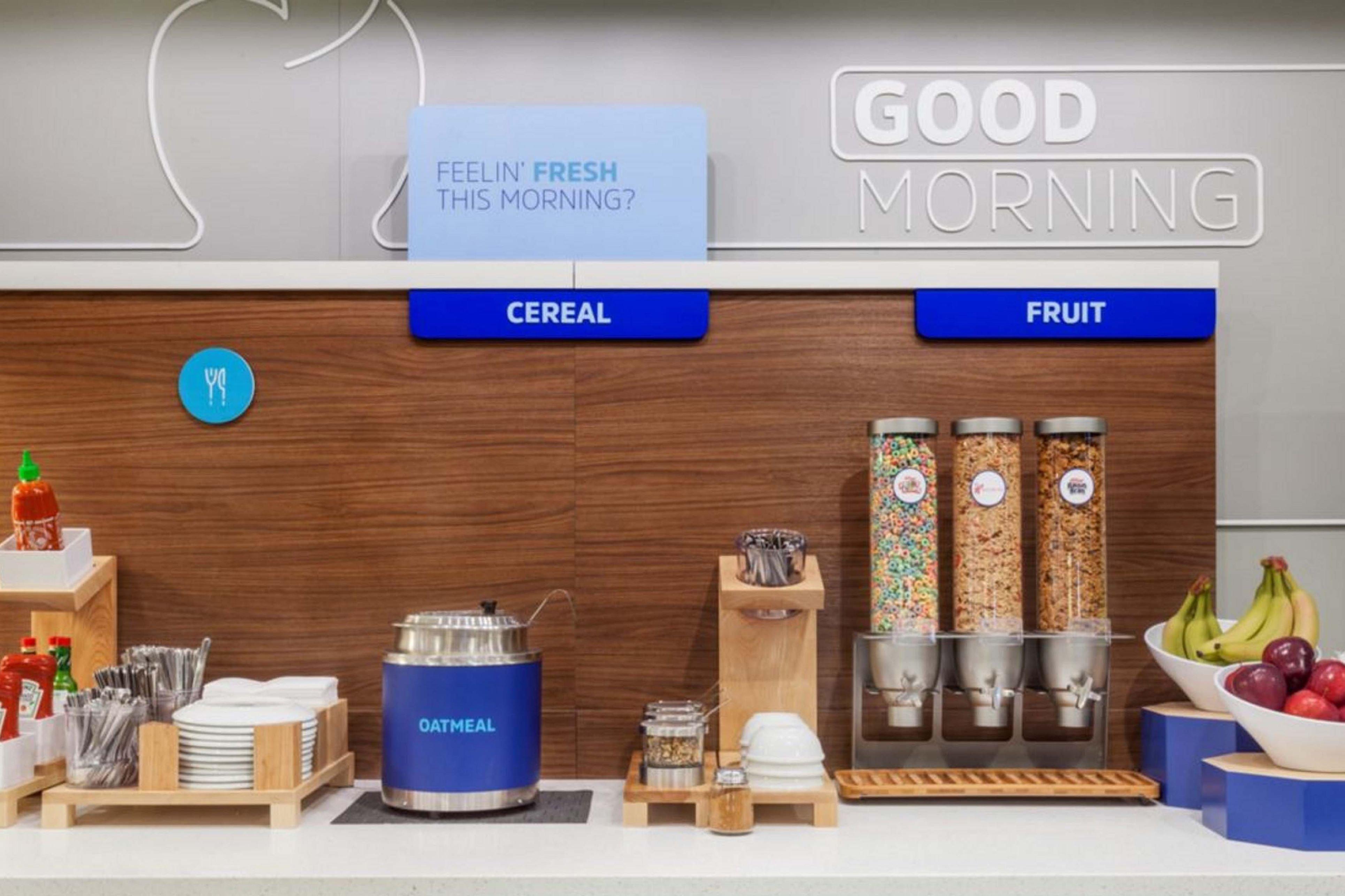 Holiday Inn Express & Suites - Dayton Southwest By Ihg Eksteriør bilde