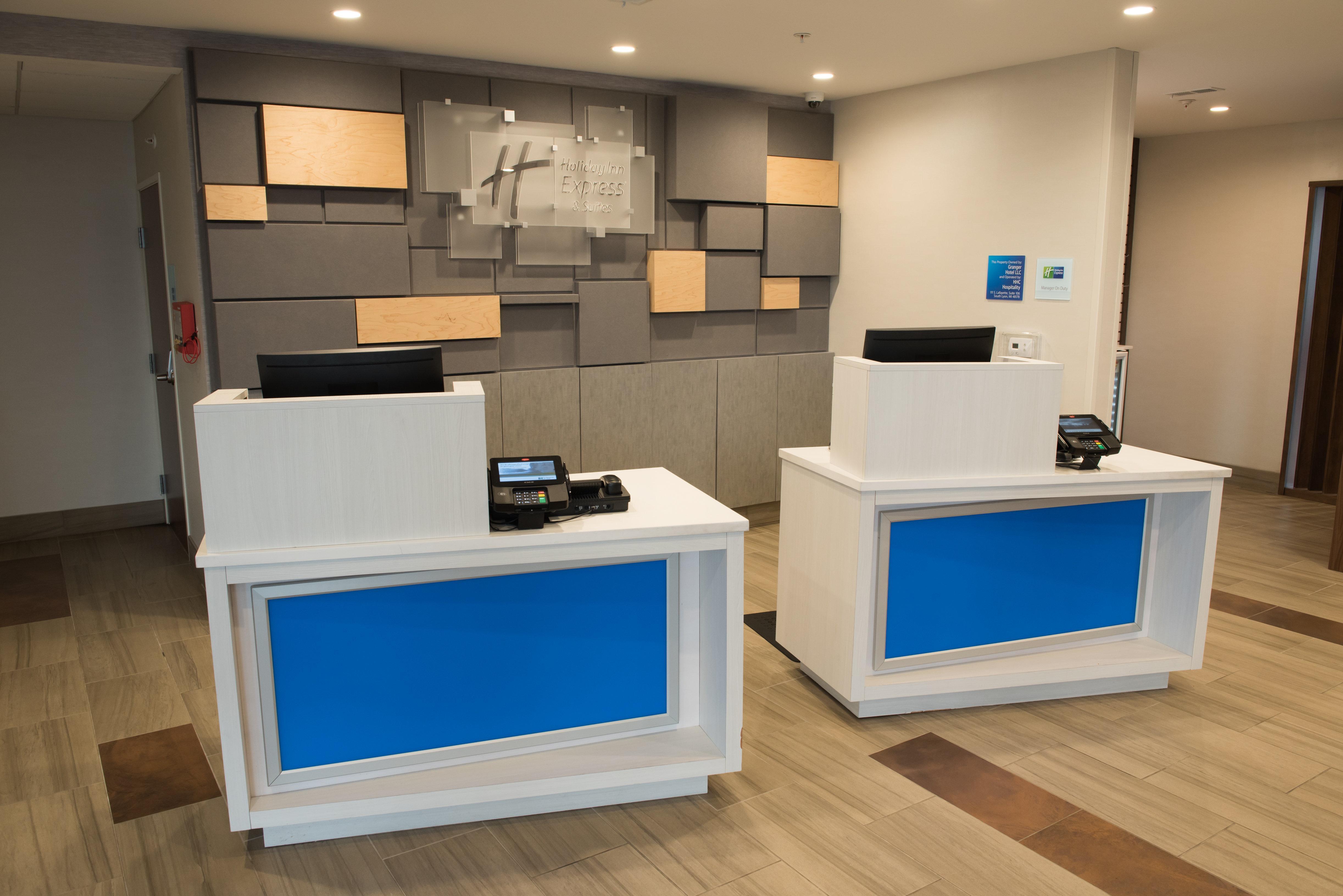 Holiday Inn Express & Suites - Dayton Southwest By Ihg Eksteriør bilde